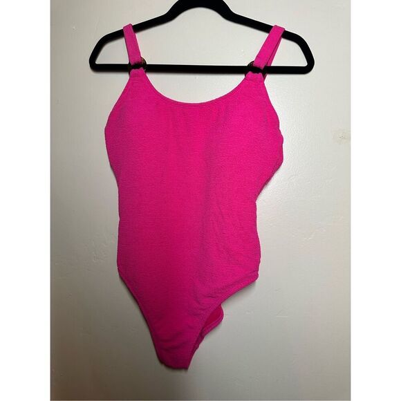 Kona Sol Pink Ribbed One Piece Swimsuit With Tortoise Rings Size Small - Picture 3 of 4